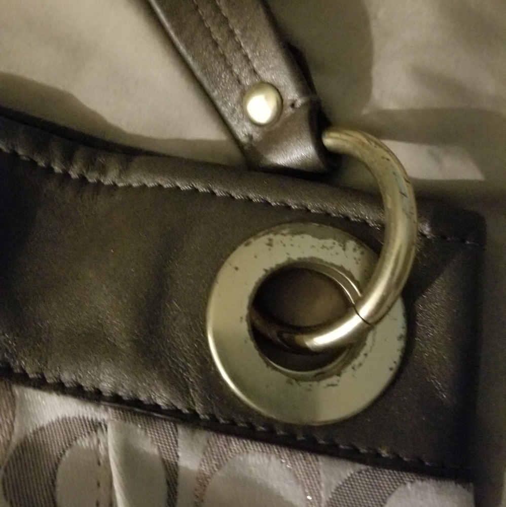 Coach Purse - Picture 3 of 9